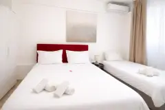 image-slider-with-thumbnail2.jpeg