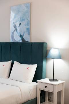 image-slider-with-thumbnail7.jpeg